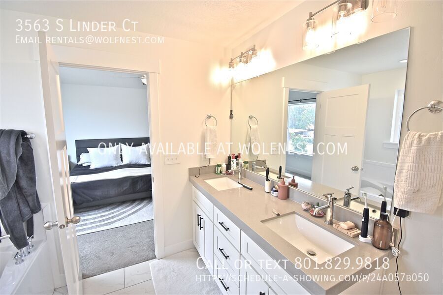 Stunning 4 Bed West Valley Townhome! No Deposit Option! property image