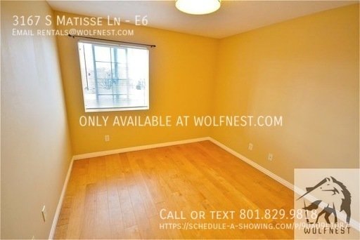 Immaculate 3 Bed West Valley Condo! No Deposit Option! property image