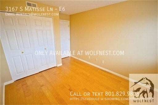 Immaculate 3 Bed West Valley Condo! No Deposit Option! property image