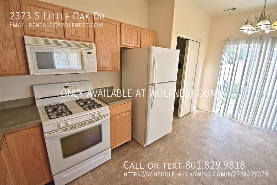 Lovely 3 Bed West Valley Townhome! No Deposit Option! property image