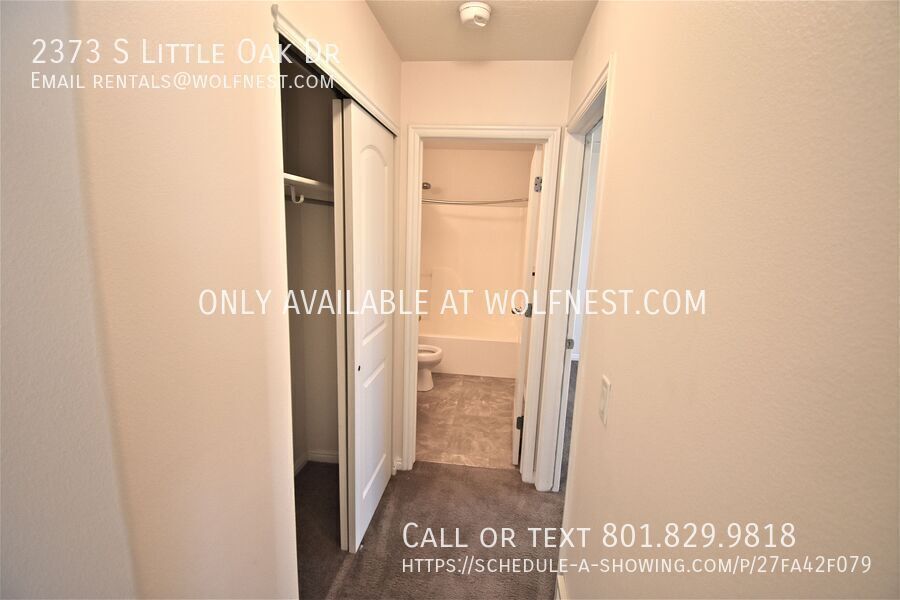 Lovely 3 Bed West Valley Townhome! No Deposit Option! property image