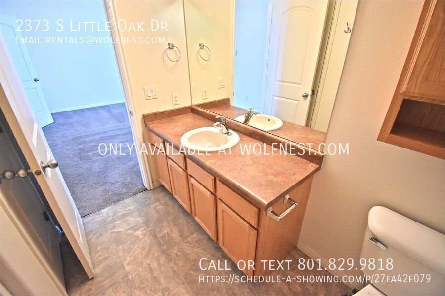 Lovely 3 Bed West Valley Townhome! No Deposit Option! property image