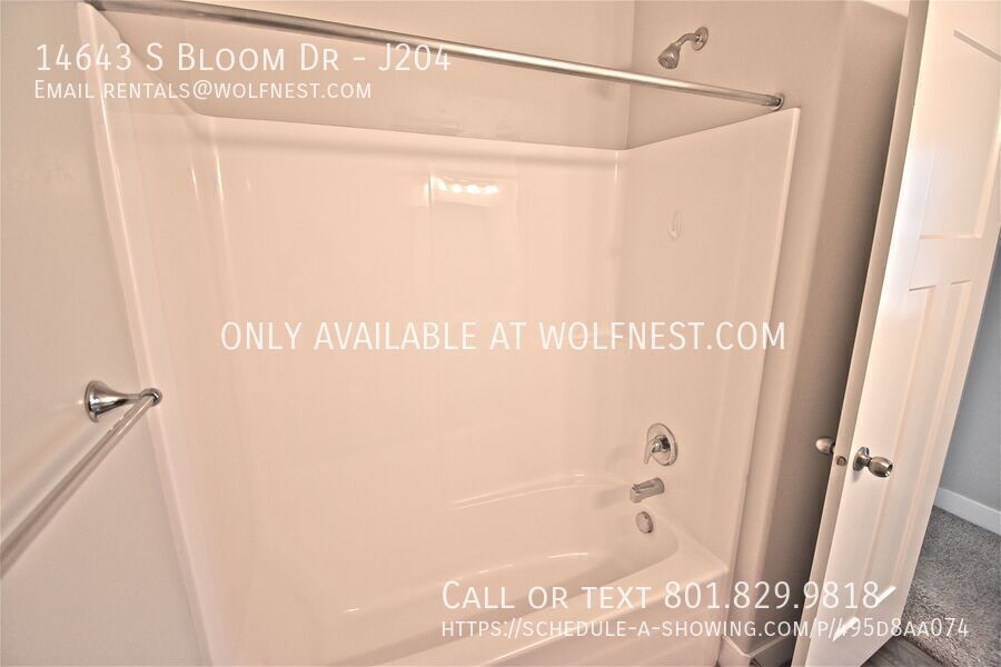 Stunning 3 Bed Herriman Condo! No Deposit Option! property image