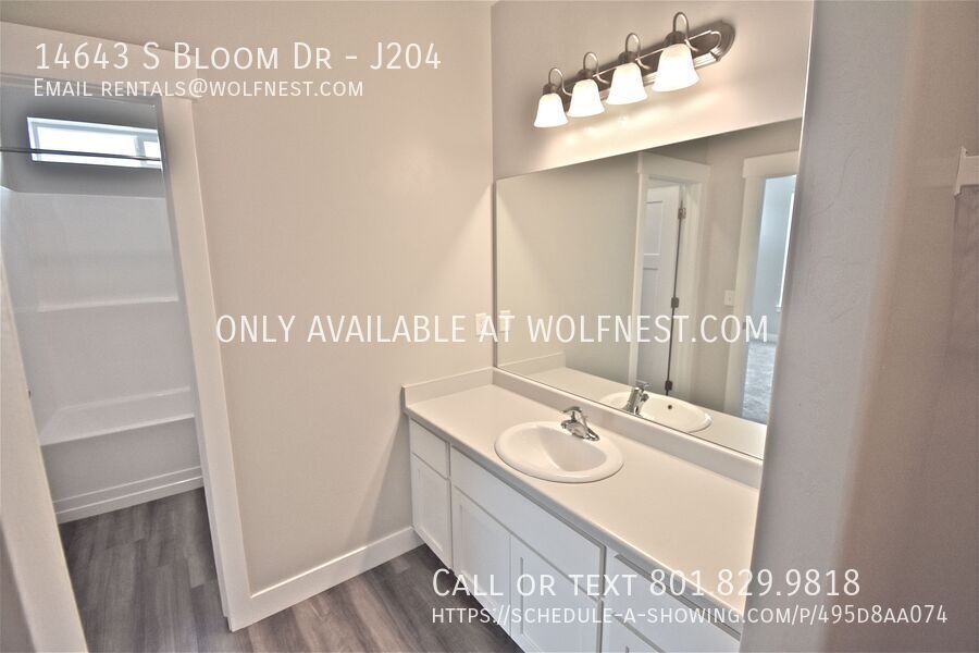 Stunning 3 Bed Herriman Condo! No Deposit Option! property image