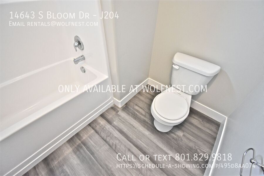 Stunning 3 Bed Herriman Condo! No Deposit Option! property image