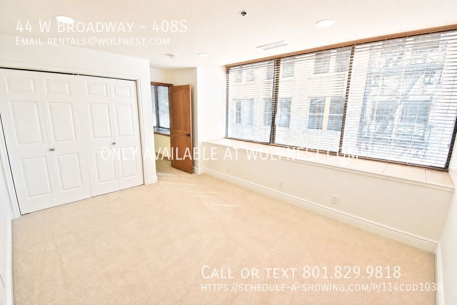 Luxurious 1 Bed Downtown Condo! No Deposit Option! property image