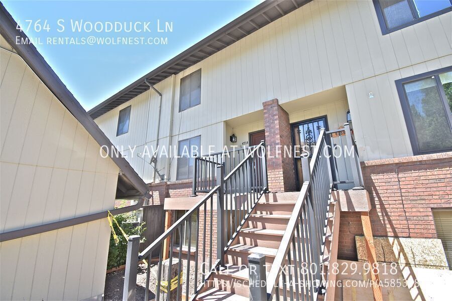 Stunning 2 Bed Holladay Townhome! No Security Option! property image