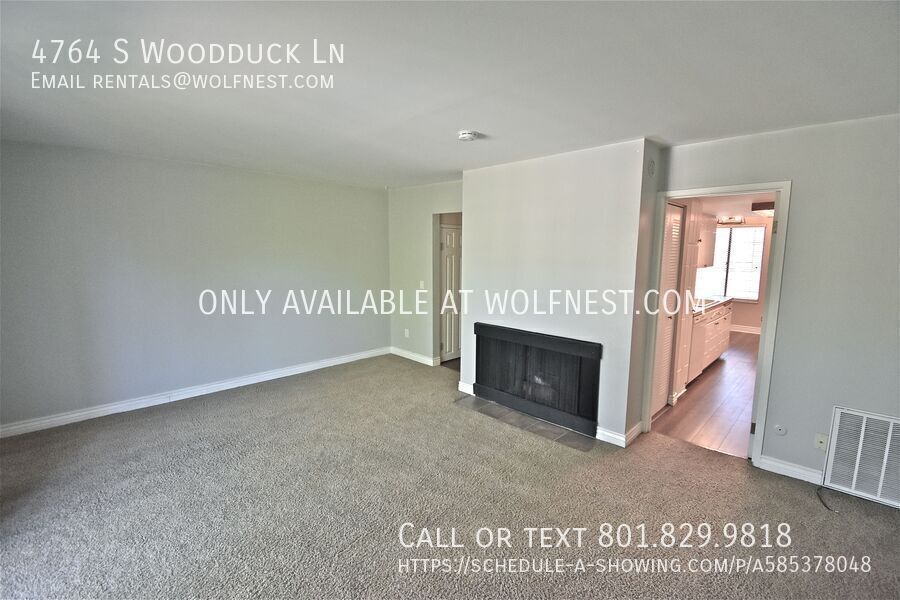 Stunning 2 Bed Holladay Townhome! No Security Option! property image