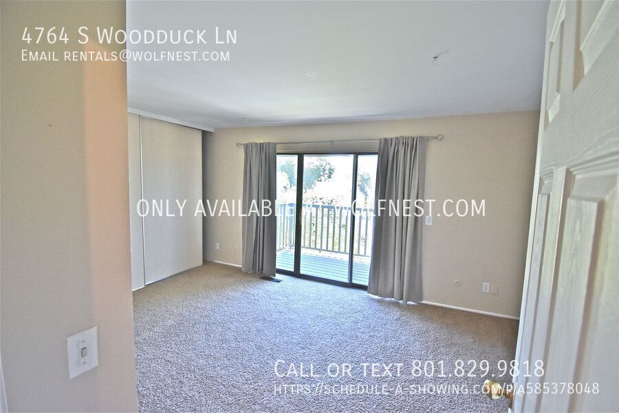 Stunning 2 Bed Holladay Townhome! No Security Option! property image