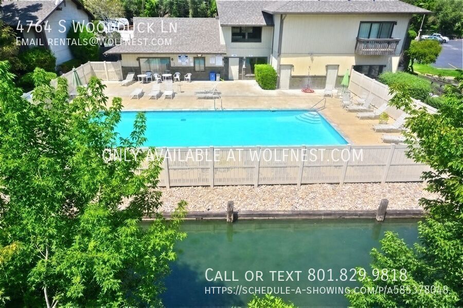 Stunning 2 Bed Holladay Townhome! No Security Option! property image