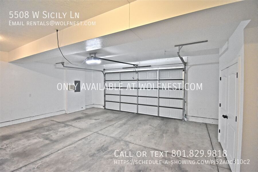 Sensational 3 Bed Highland Townhome! No Deposit Option! property image