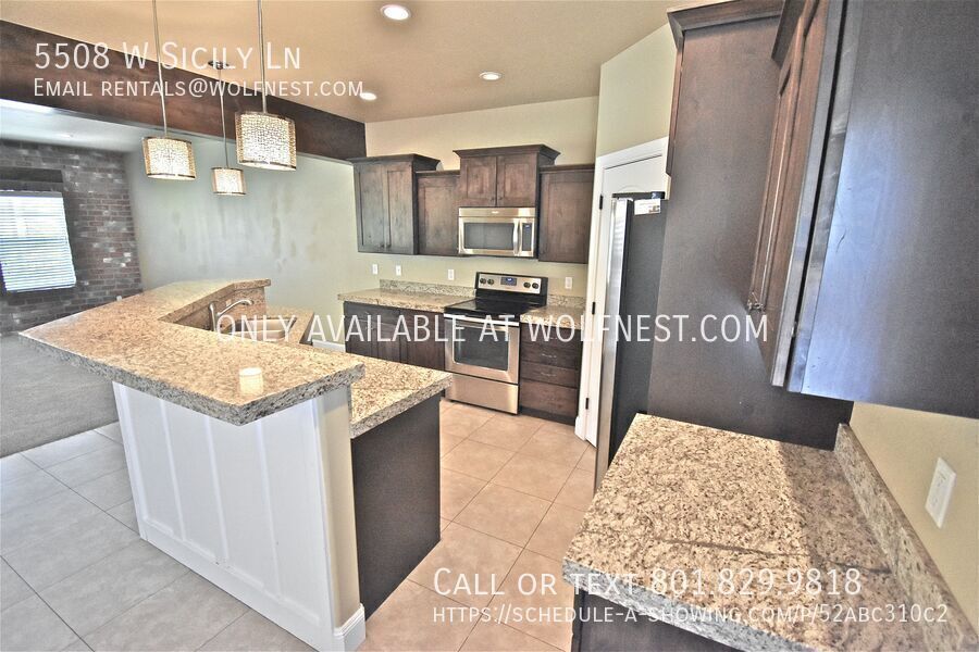 Sensational 3 Bed Highland Townhome! No Deposit Option! property image
