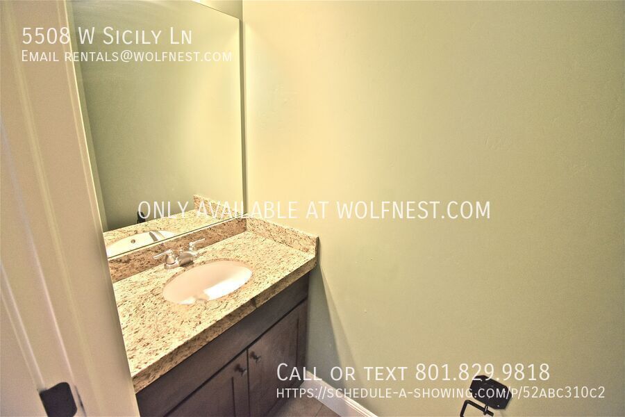 Sensational 3 Bed Highland Townhome! No Deposit Option! property image