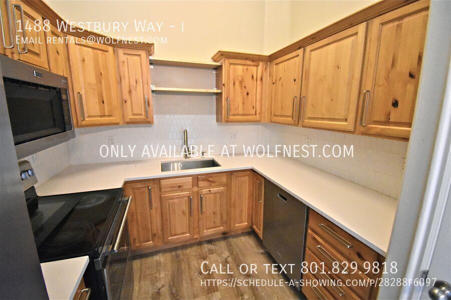 Beautiful 3 Bed Lehi Condo! No Deposit Option! property image
