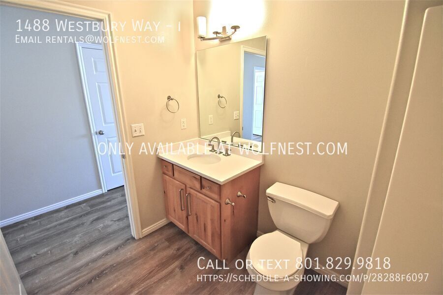 Beautiful 3 Bed Lehi Condo! No Deposit Option! property image