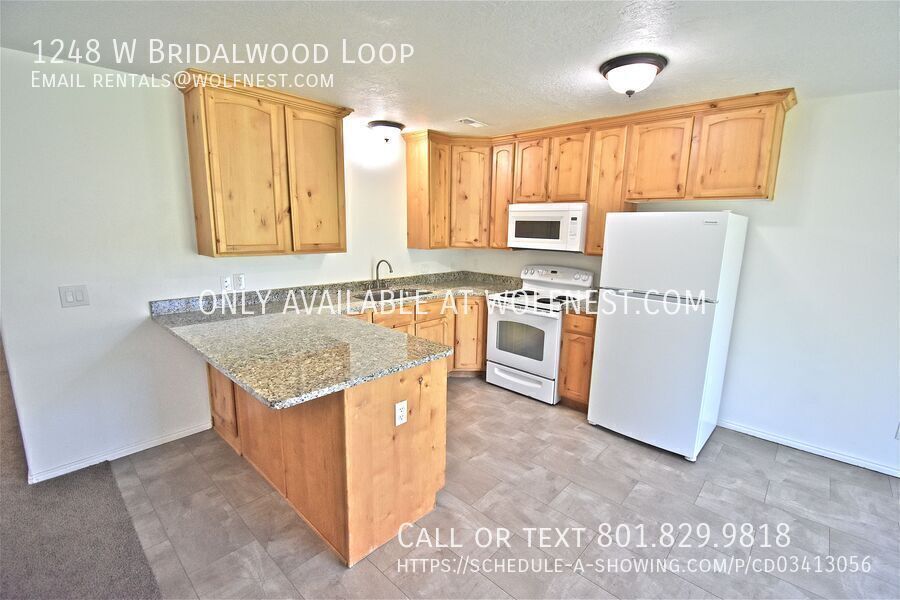 Stunning 3 Bed Lehi Townhome! No Deposit Option! property image