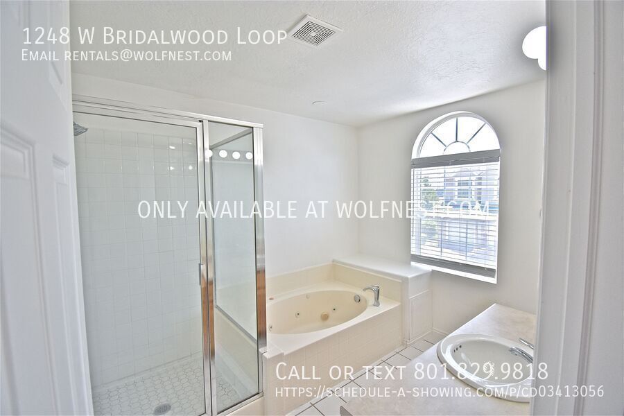 Stunning 3 Bed Lehi Townhome! No Deposit Option! property image
