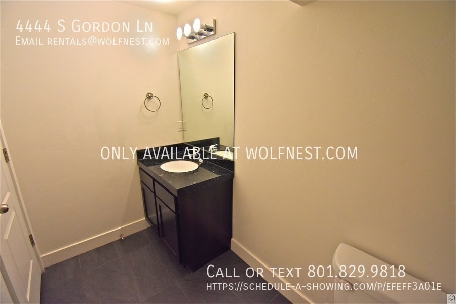 Spacious 3+ Bed Murray Townhome! No Deposit Option! property image