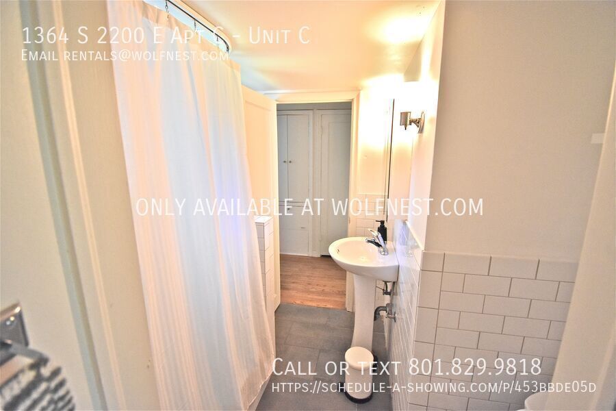 Amazing 2 Bed Foothill Unit! No Deposit Option! property image