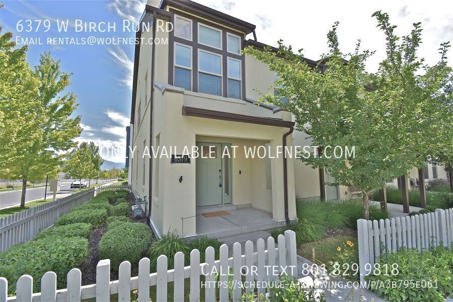 Beautiful 3 Bed Daybreak Townhome! No Deposit Option! property image