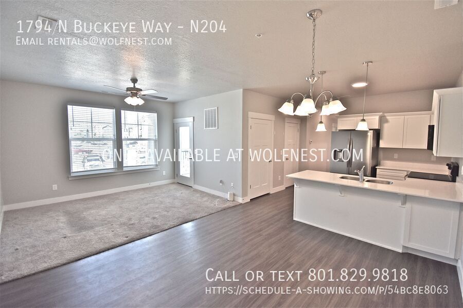 Stunning 3 Bed Saratoga Springs Condo! No Deposit Option! property image