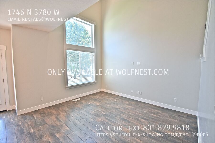Stunning 4 Bed Lehi Townhome! No Deposit Option! property image