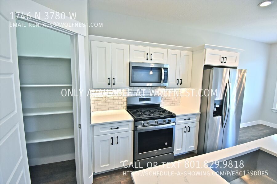 Stunning 4 Bed Lehi Townhome! No Deposit Option! property image
