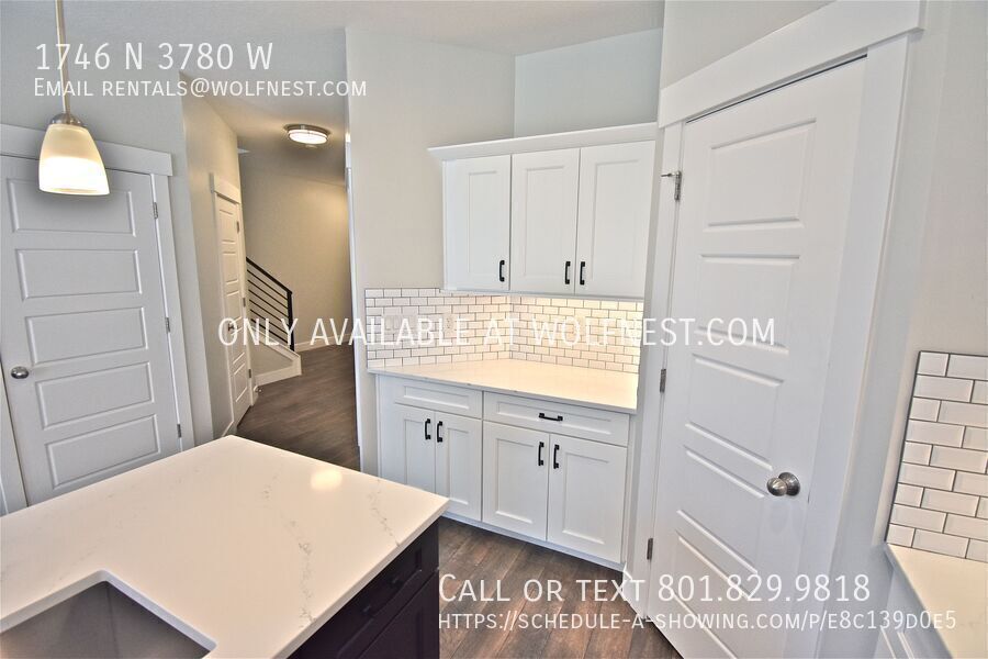Stunning 4 Bed Lehi Townhome! No Deposit Option! property image