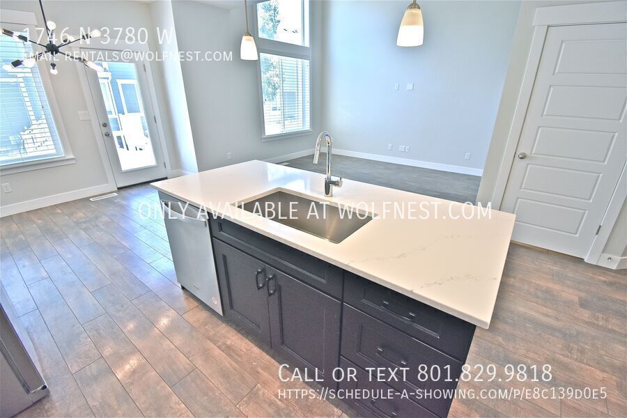 Stunning 4 Bed Lehi Townhome! No Deposit Option! property image