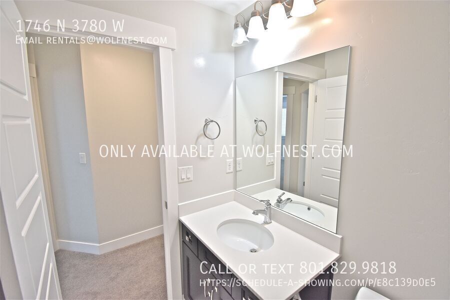 Stunning 4 Bed Lehi Townhome! No Deposit Option! property image
