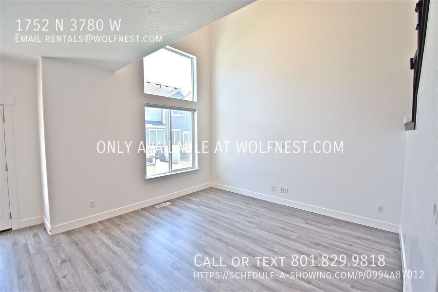 Stunning 4 Bed Lehi Townhome! No Deposit Option! property image