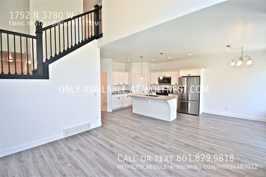 Stunning 4 Bed Lehi Townhome! No Deposit Option! property image