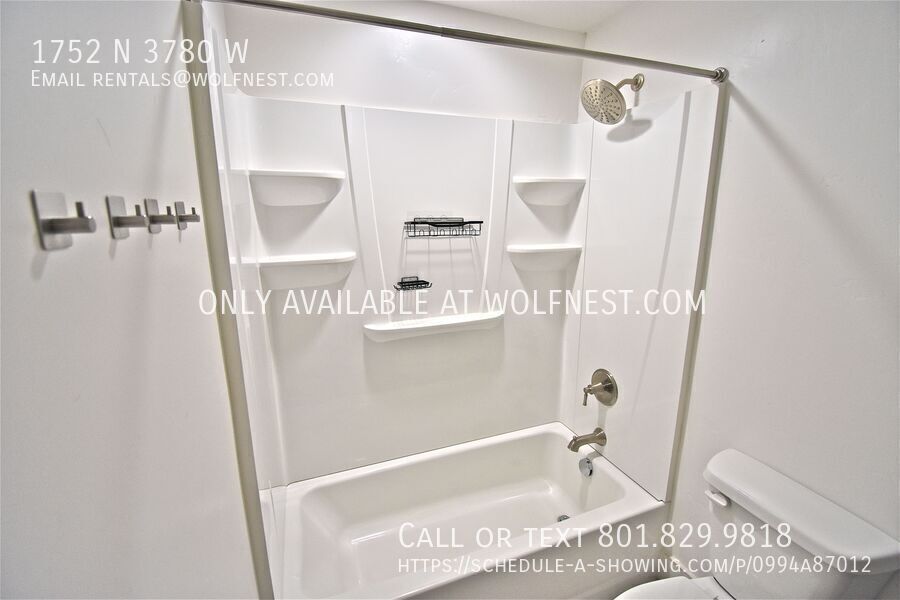 Stunning 4 Bed Lehi Townhome! No Deposit Option! property image