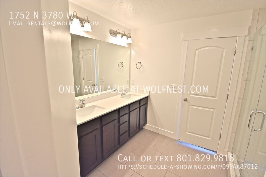 Stunning 4 Bed Lehi Townhome! No Deposit Option! property image