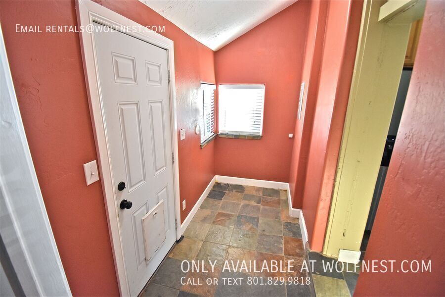 Beautiful 3 Bed 9th & 9th Home! No Deposit Option! property image