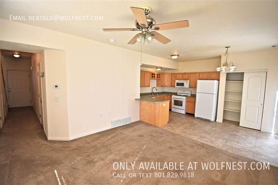 Lovely 3 Bed West Valley Townhome! No Deposit Option! property image