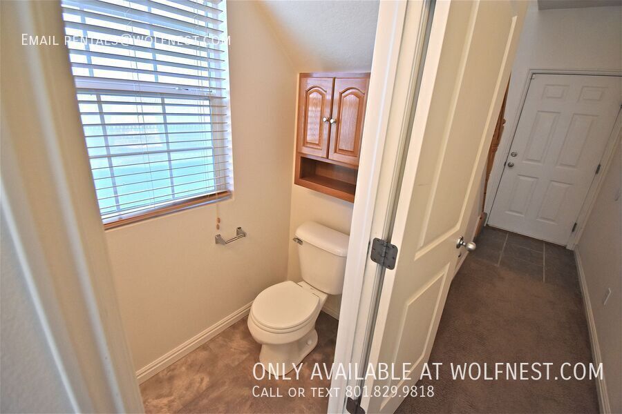 Lovely 3 Bed West Valley Townhome! No Deposit Option! property image
