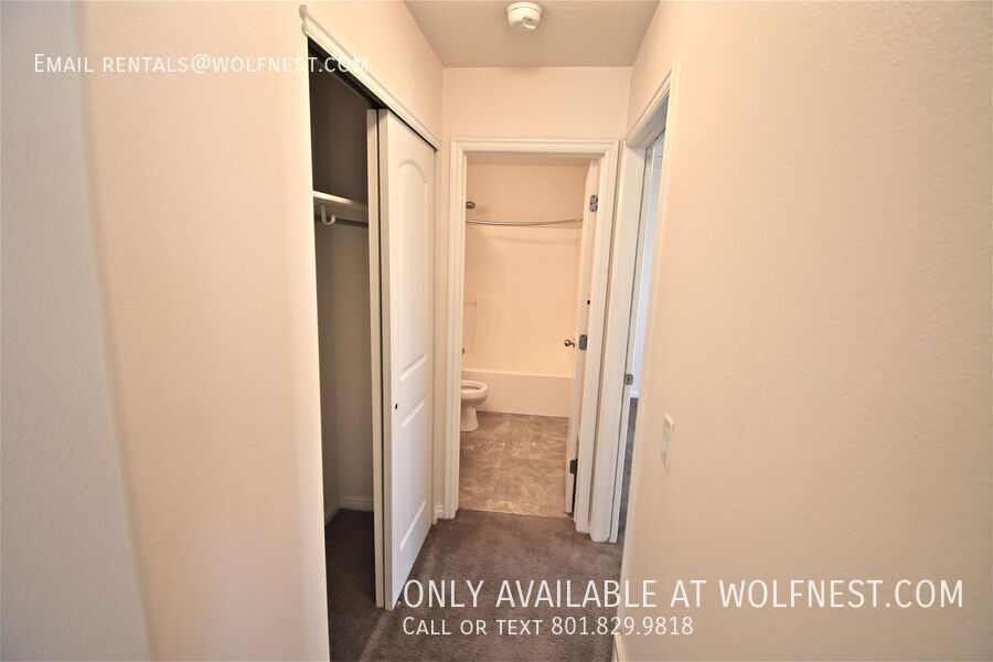 Lovely 3 Bed West Valley Townhome! No Deposit Option! property image