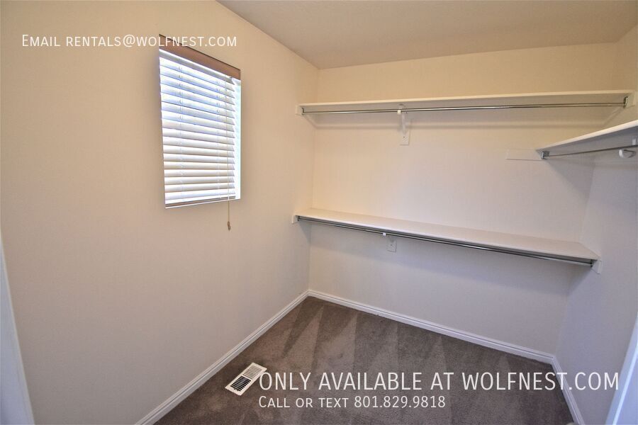 Lovely 3 Bed West Valley Townhome! No Deposit Option! property image