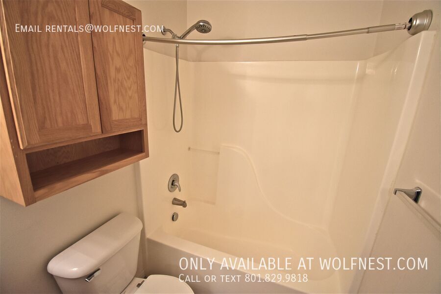 Lovely 3 Bed West Valley Townhome! No Deposit Option! property image