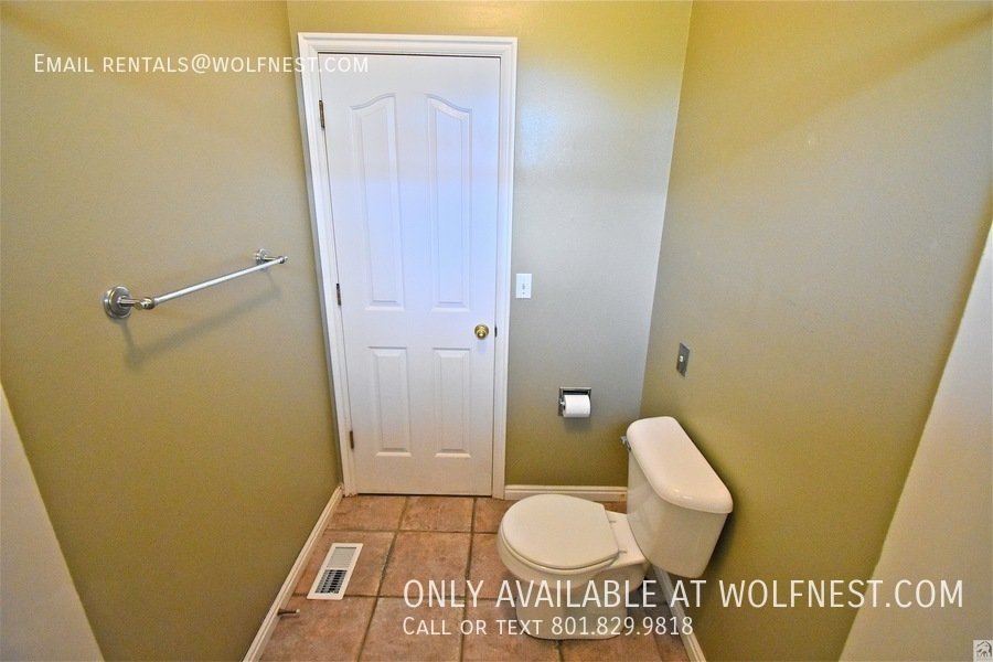 Spacious 4 Bedroom Draper Home with 2 Kitchens! No Deposit Option! property image