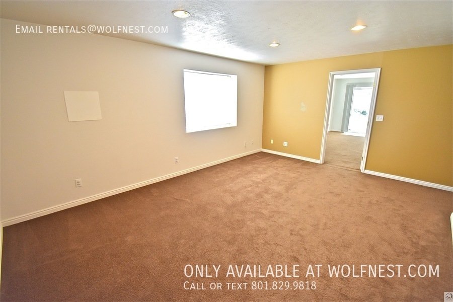 Spacious 4 Bedroom Draper Home with 2 Kitchens! No Deposit Option! property image