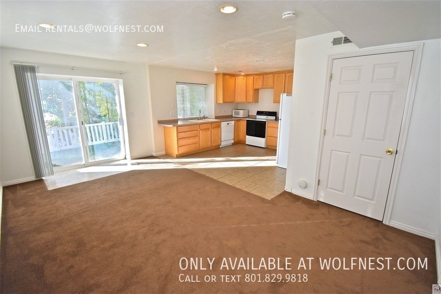 Spacious 4 Bedroom Draper Home with 2 Kitchens! No Deposit Option! property image