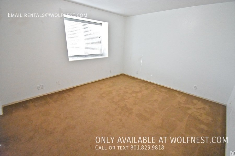 Spacious 4 Bedroom Draper Home with 2 Kitchens! No Deposit Option! property image