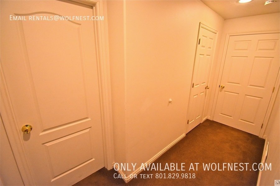 Spacious 4 Bedroom Draper Home with 2 Kitchens! No Deposit Option! property image
