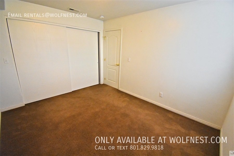 Spacious 4 Bedroom Draper Home with 2 Kitchens! No Deposit Option! property image