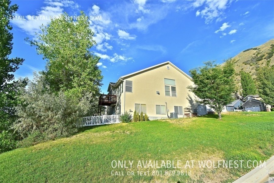 Spacious 4 Bedroom Draper Home with 2 Kitchens! No Deposit Option! property image