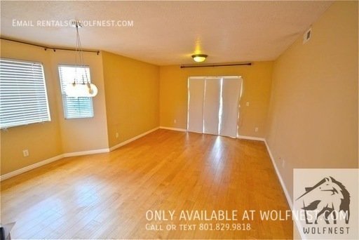 Immaculate 3 Bed West Valley Condo! No Deposit Option! property image