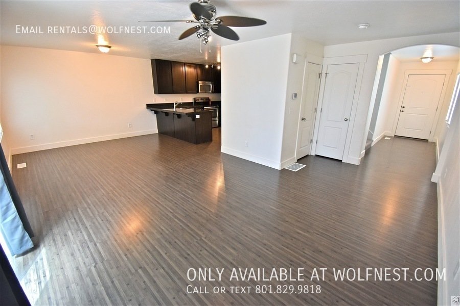 Spacious 3+ Bed Murray Townhome! No Deposit Option! property image