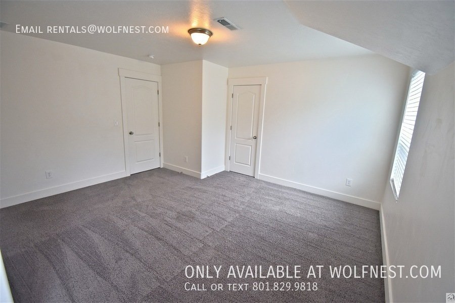 Spacious 3+ Bed Murray Townhome! No Deposit Option! property image